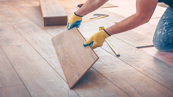 Pose de parquet stratifié à Montélimar