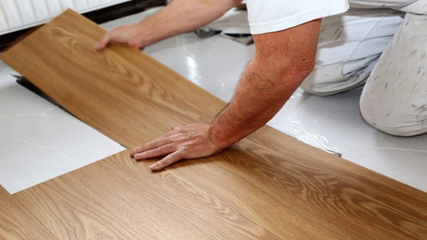 Pose de lame pvc clipsable