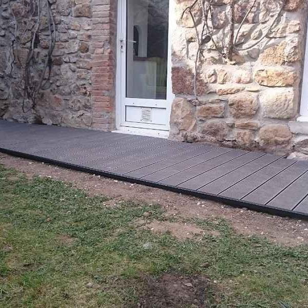 9 Création d'une terrasse composite à Le Teil